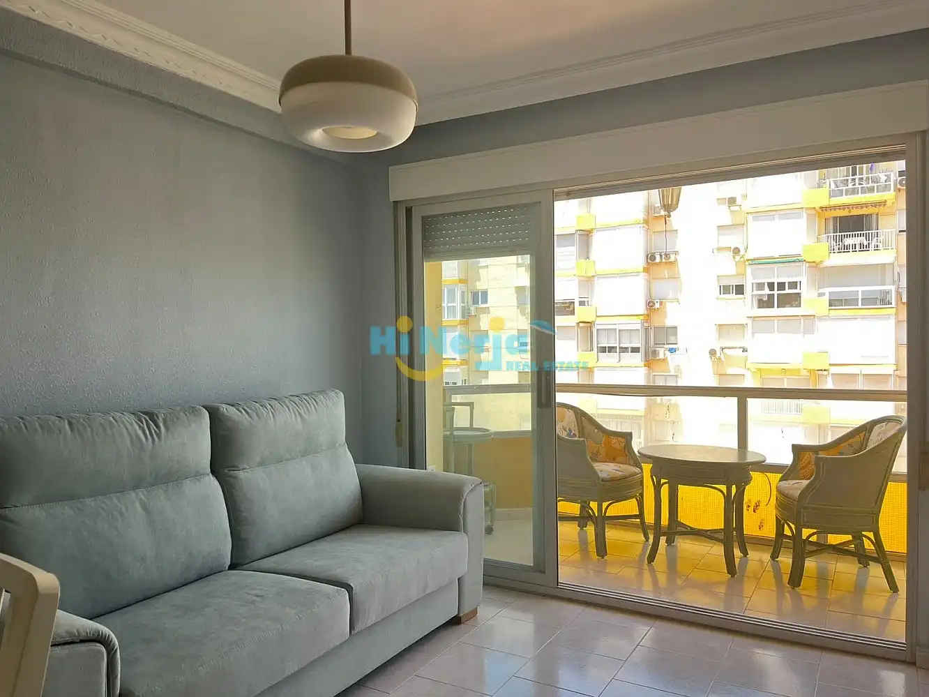 Sala d'estar de Apartament en venda en Algarrobo amb Aire condicionat, Calefacció i Terrassa