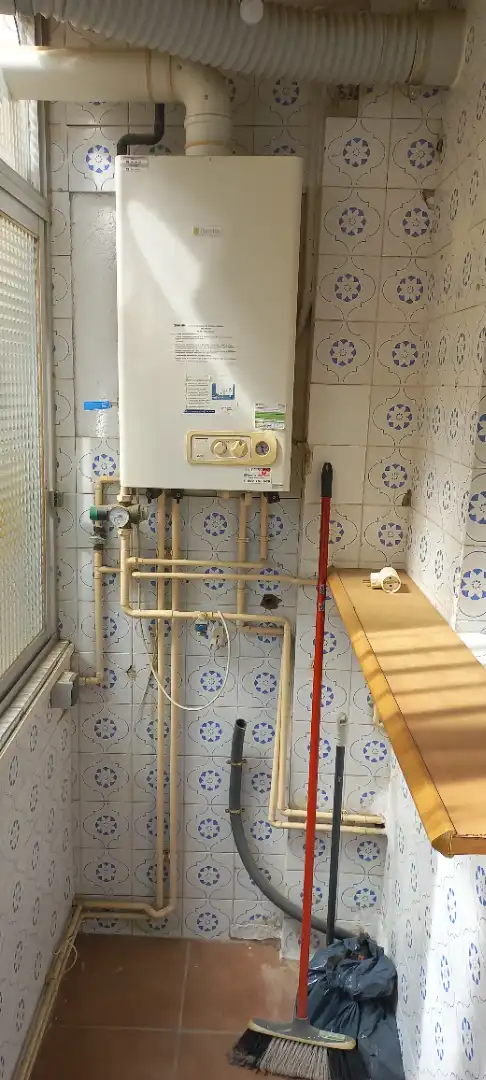 Cuina de Pis en venda en Terrassa amb Calefacció, Forn i Alarma