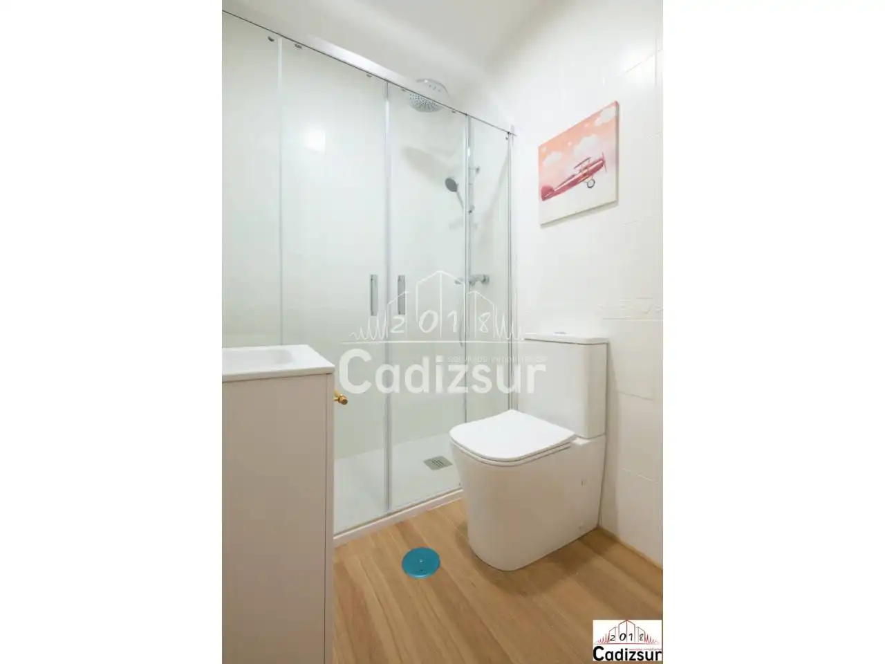 Baño de Piso en venta en Cádiz con Trastero y Amueblado