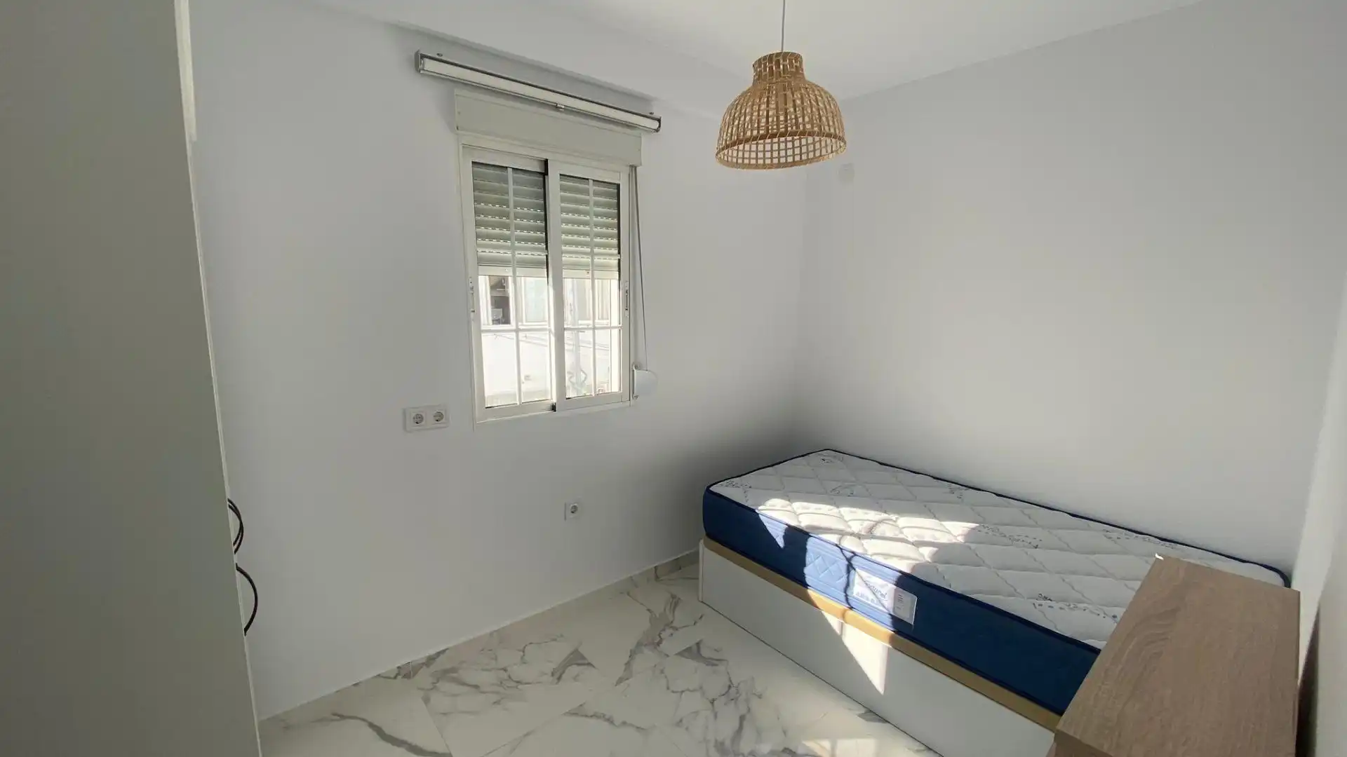 Habitació a Calle SEGRE, El Plantinar – Avda. La Paz - El Juncal