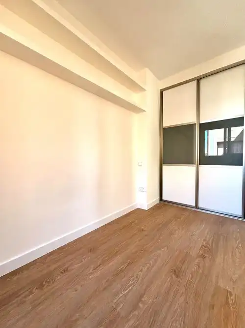 Bedroom of Flat for rent in Chamberí