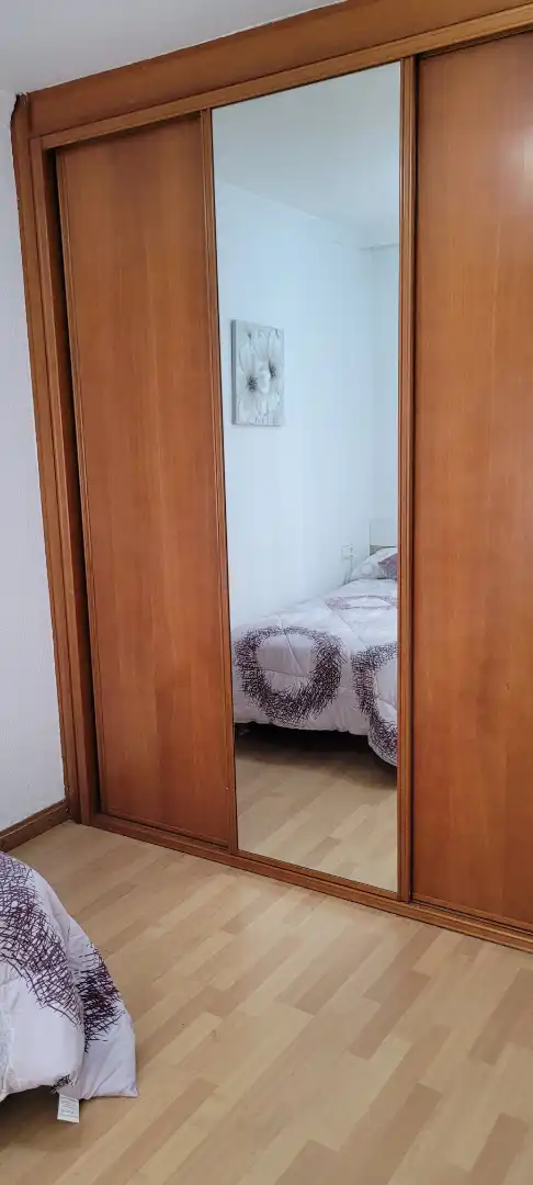 Dormitori de Pis de lloguer en Cuenca amb Calefacció, Moblat i Forn