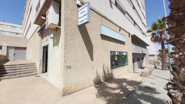 Local comercial en Venta en Duggi - Rambla - Los Hoteles