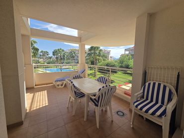 Appartement compact à vendre à Las Marinas / Les Marines