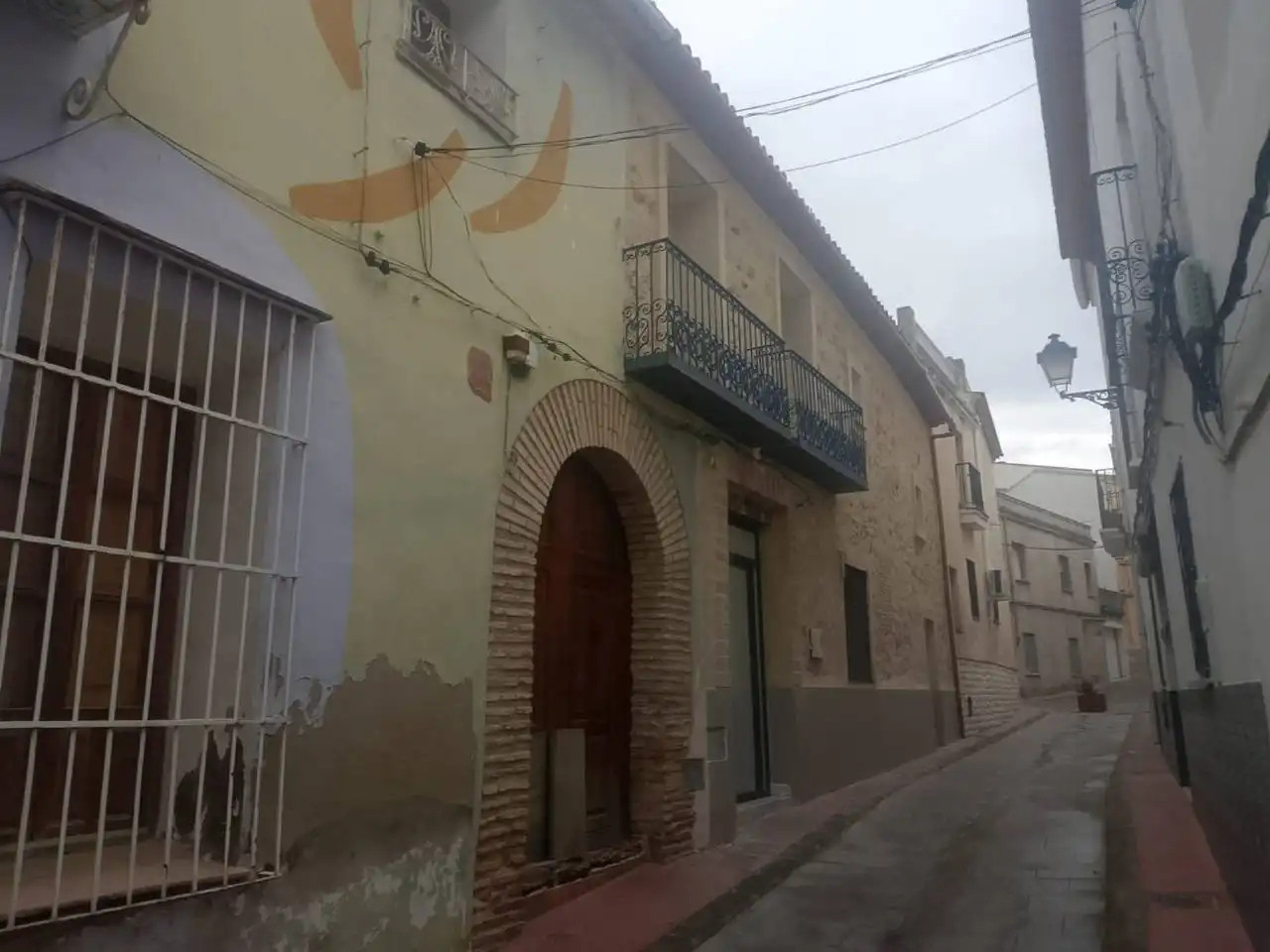 Vista exterior de Casa adosada en venta en Ador con Calefacción, Terraza y Amueblado
