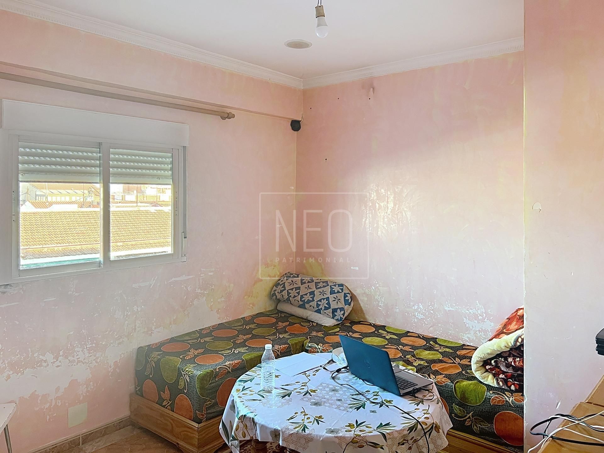 Habitación de Piso en venta en  Madrid Capital con Terraza y Balcón