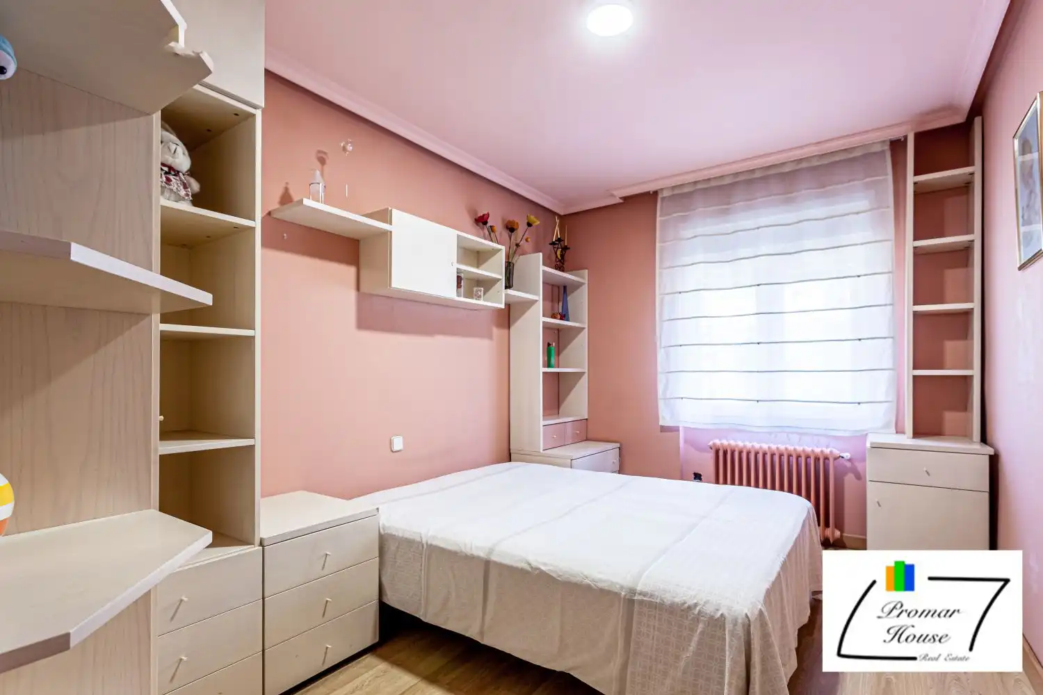 Habitación de Casa o chalet en venta en Ávila con Calefacción, Jardín privado y Terraza