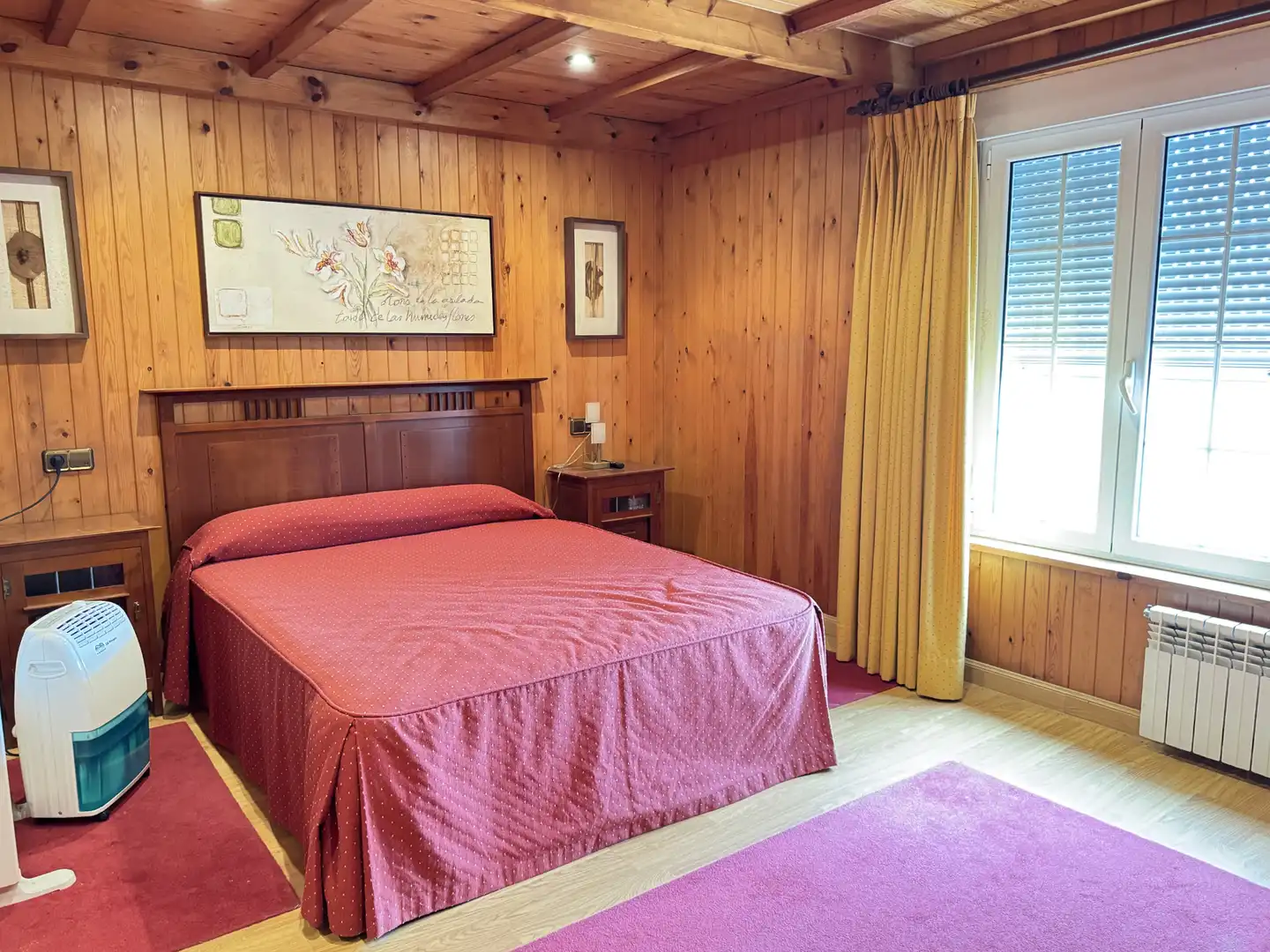 Dormitori de Casa o xalet en venda en Castrillón amb Calefacció, Jardí privat i Parquet