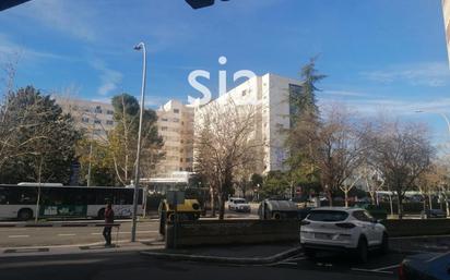 Vista exterior de Pis en venda en Vitoria - Gasteiz amb Calefacció, Terrassa i Traster