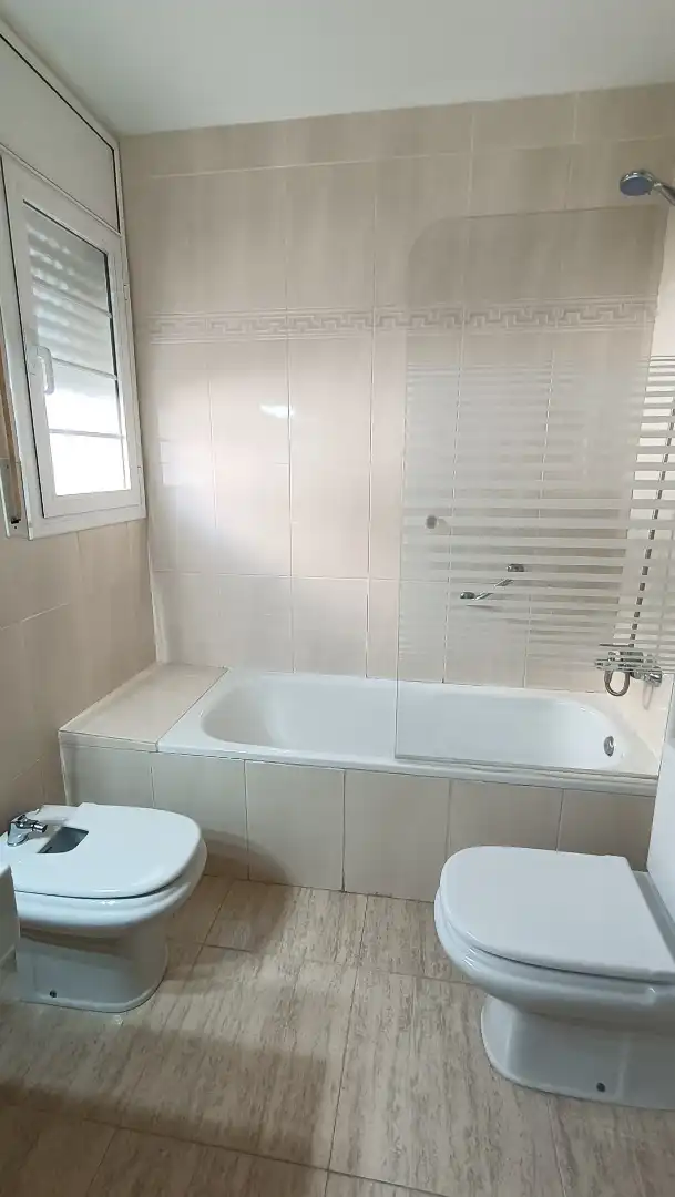 Baño de Casa o chalet en venta en Cambrils con Aire acondicionado, Calefacción y Jardín privado