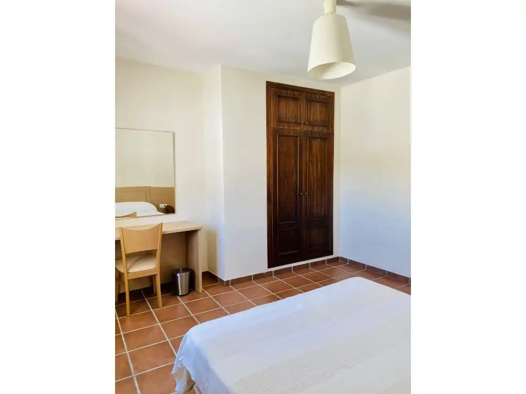 Habitación de Casa o chalet en venta en Santa Cruz del Comercio