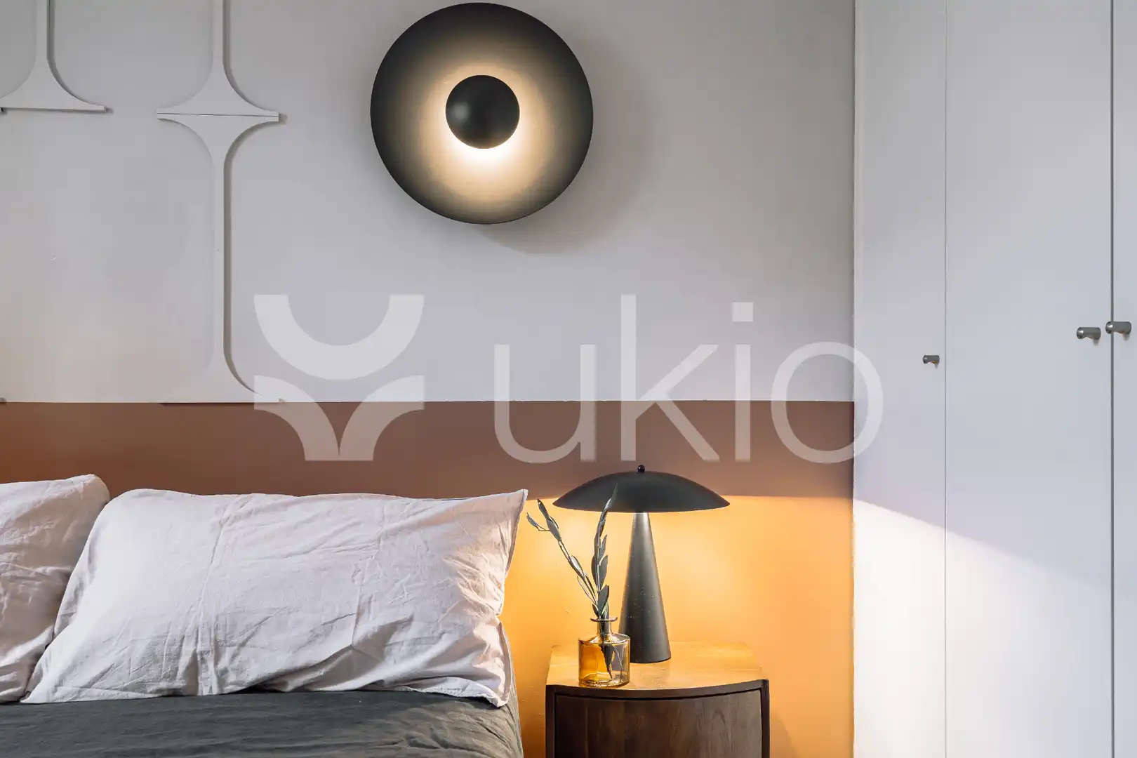 Dormitori de Apartament de lloguer en Madrid amb Aire condicionat, Calefacció i Terrassa