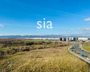 Vista exterior de Pis en venda en Vitoria - Gasteiz amb Calefacció i Terrassa