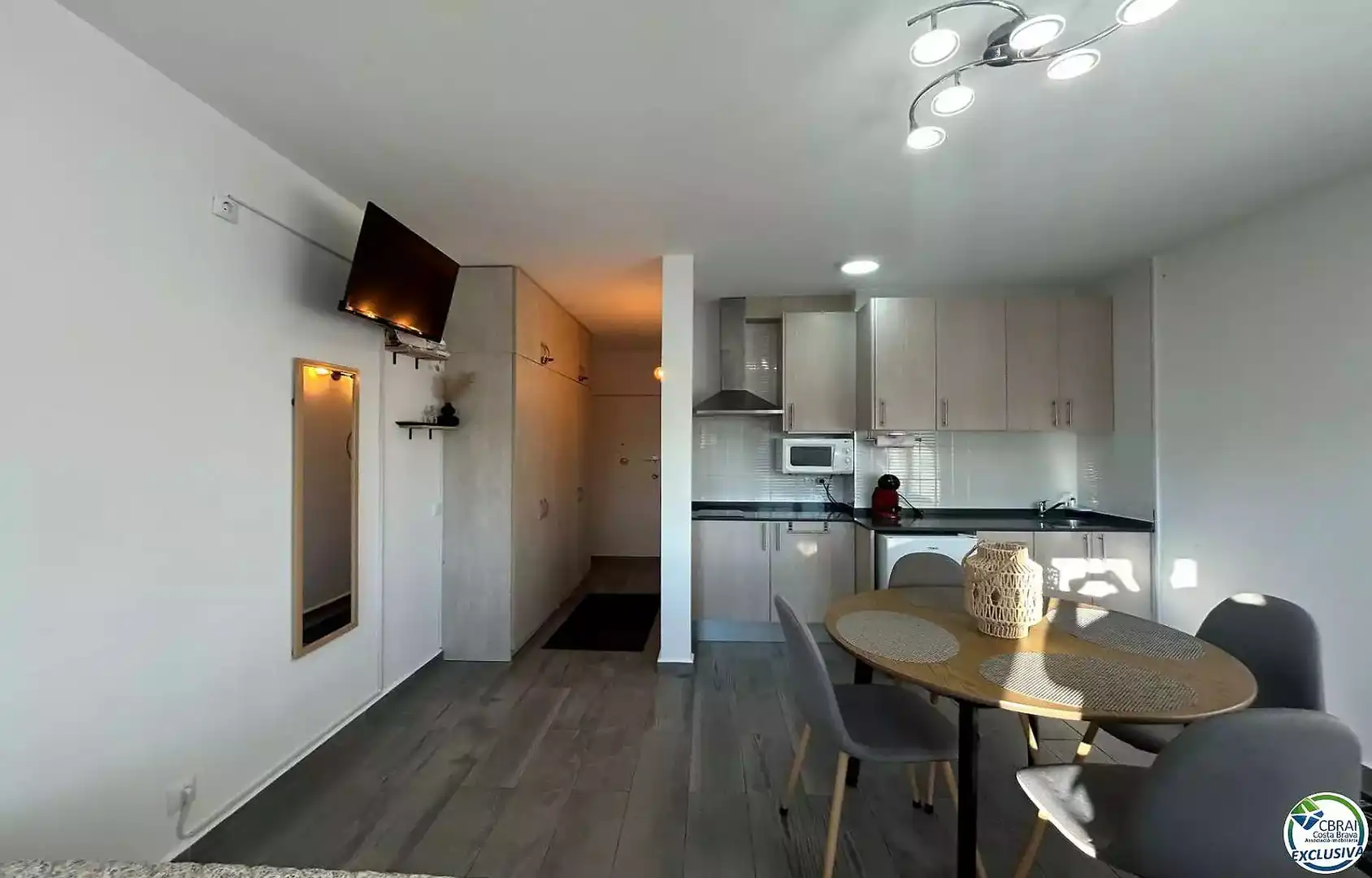 Küche von Wohnung zum Verkauf in Castelló d'Empúries mit Klimaanlage und Möbliert