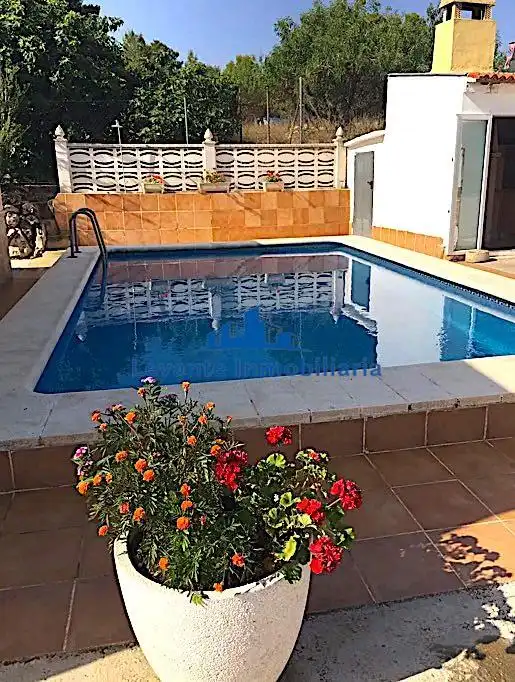 Chalet con piscina en venta en Godelleta, imagen 2
