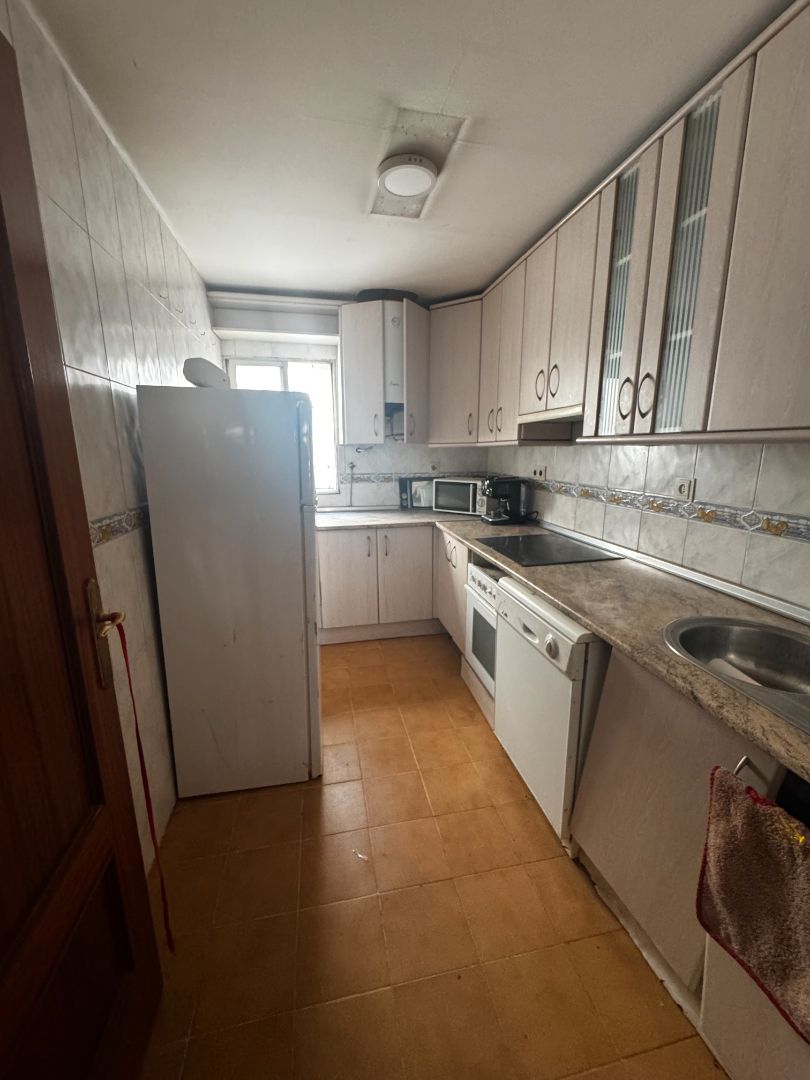 Kitchen of Flat for sale in  Granada Capital  with Air Conditioner and Terrace