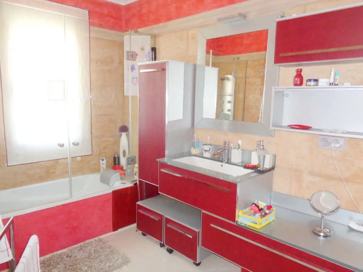 Chalet con piscina en venta en Valdepeñas, imagen 9