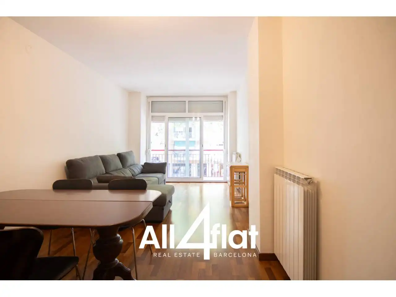 Sala de estar de Piso de alquiler en Barcelona con Parquet y Balcón