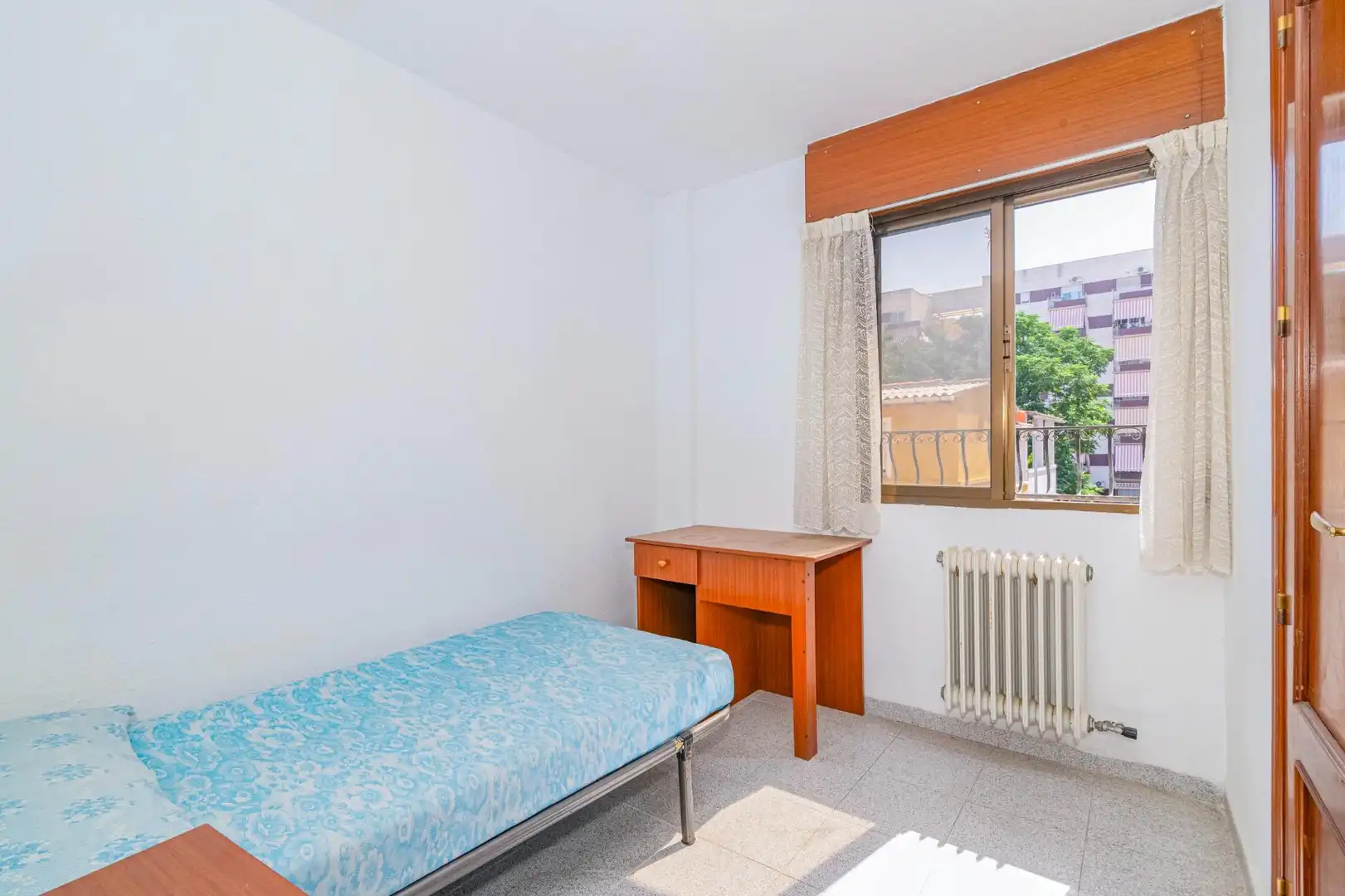 Schlafzimmer von Haus oder Chalet zum Verkauf in Granada mit Terrasse und Balkon