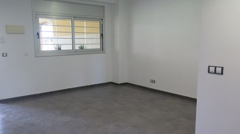 Foto 3 de Planta baixa de lloguer a Camp D"or-montjuic, Montjuïc, Girona Capital