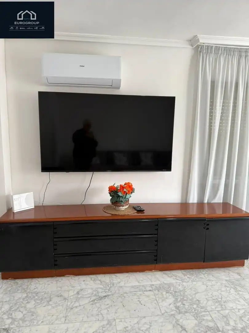 Wohnzimmer von Wohnung zur Miete in Benidorm mit Klimaanlage, Möbliert und Gemeinschaftspool
