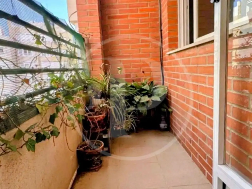 Terrasse von Wohnungen zum Verkauf in Valencia mit Klimaanlage und Balkon