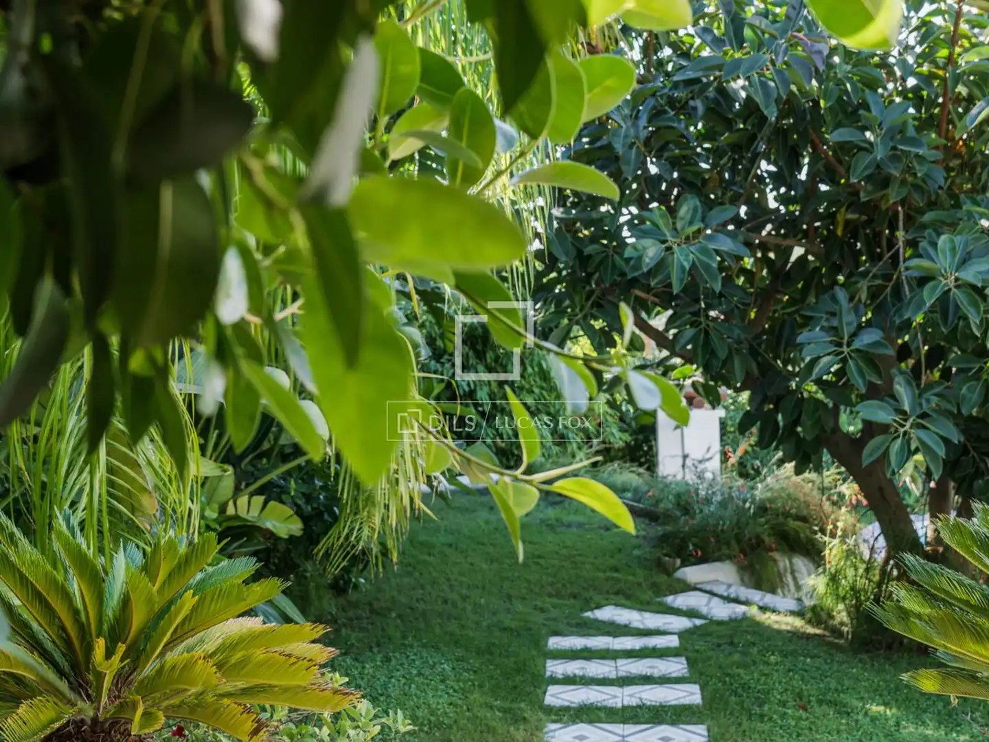 Jardí de Casa o xalet en venda en Santa Eulària des Riu amb Aire condicionat, Calefacció i Jardí privat