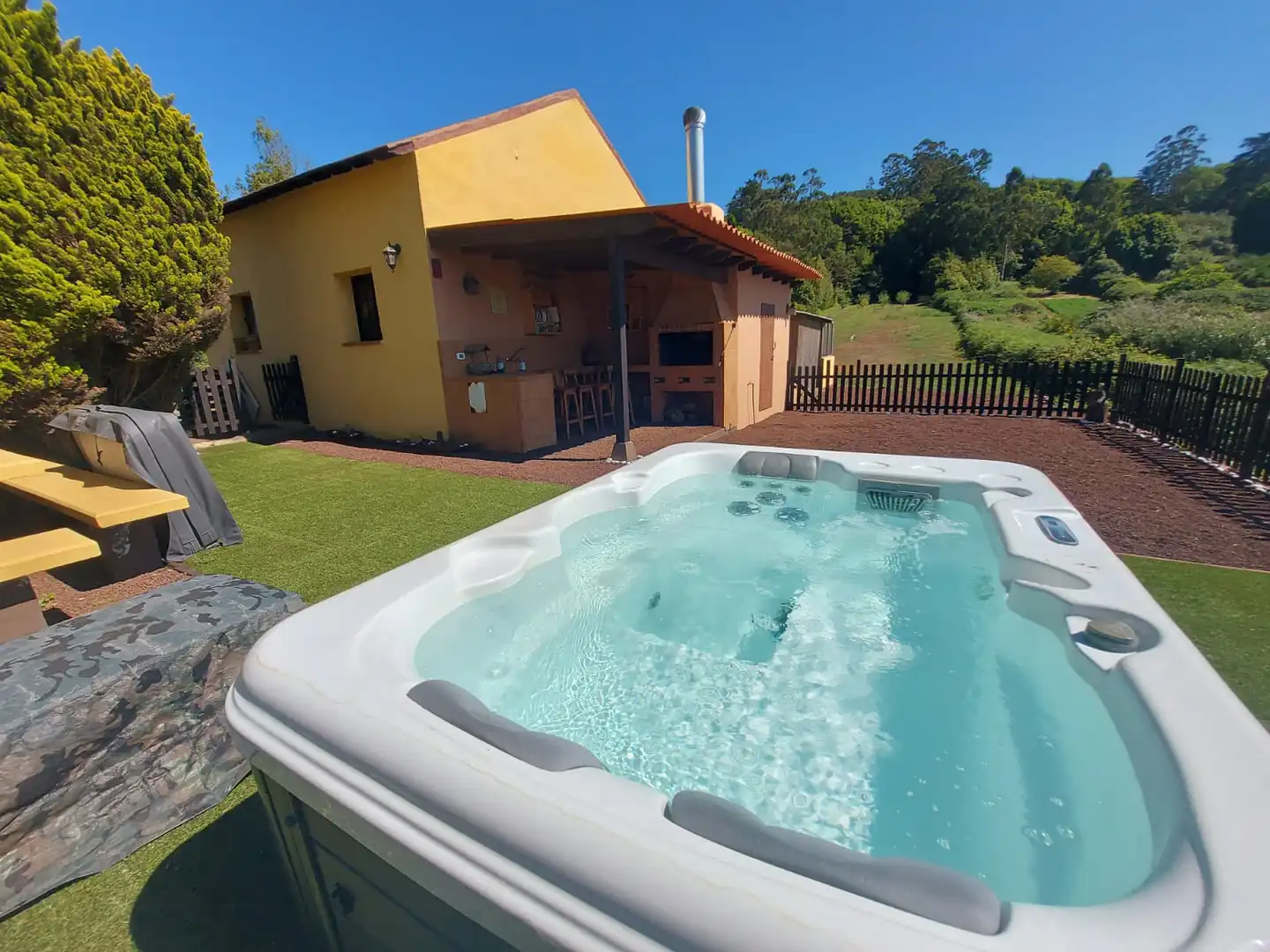 Piscina de Casa o xalet en venda en Tacoronte amb Jardí privat, Parquet i Terrassa