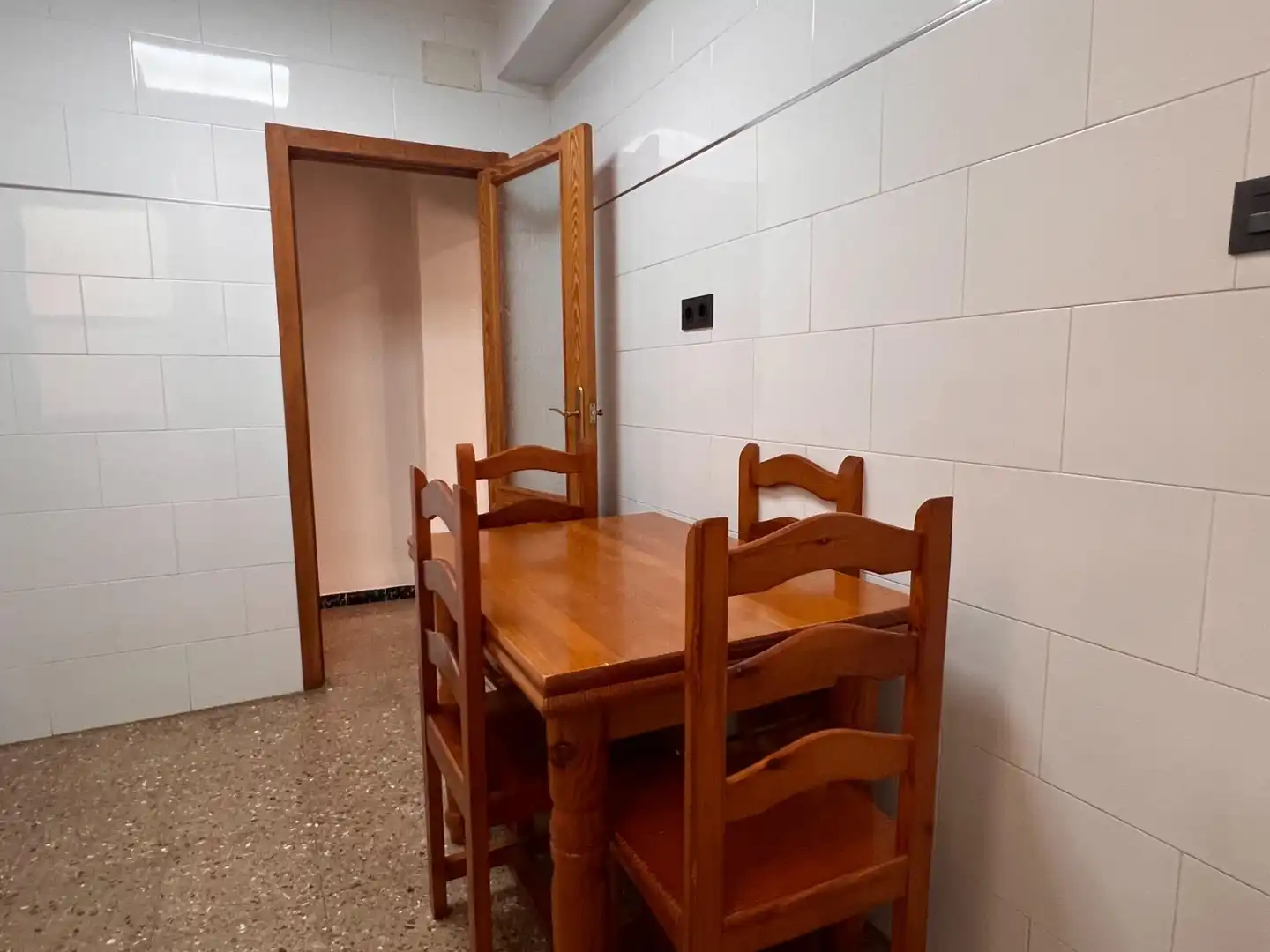 Menjador de Pis per a compartir en Elche / Elx amb Moblat i Balcó
