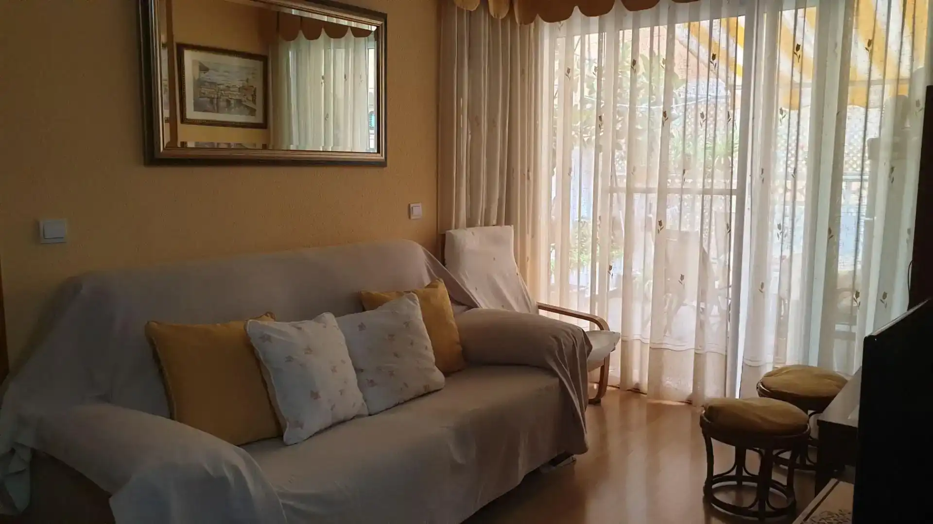 Sala d'estar de Pis en venda en Oropesa del Mar / Orpesa amb Aire condicionat i Piscina