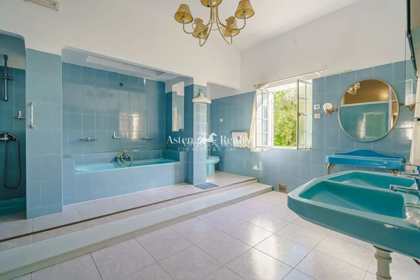Bany de Casa o xalet en venda en Santa Cruz de Tenerife amb Aire condicionat, Terrassa i Piscina