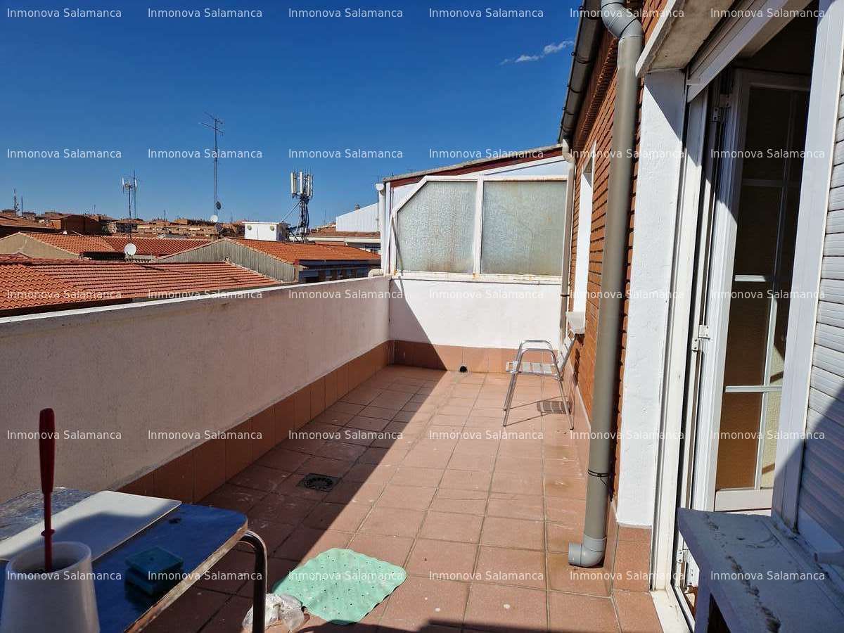 Terrassa de Àtic de lloguer en Salamanca Capital amb Calefacció, Terrassa i Moblat