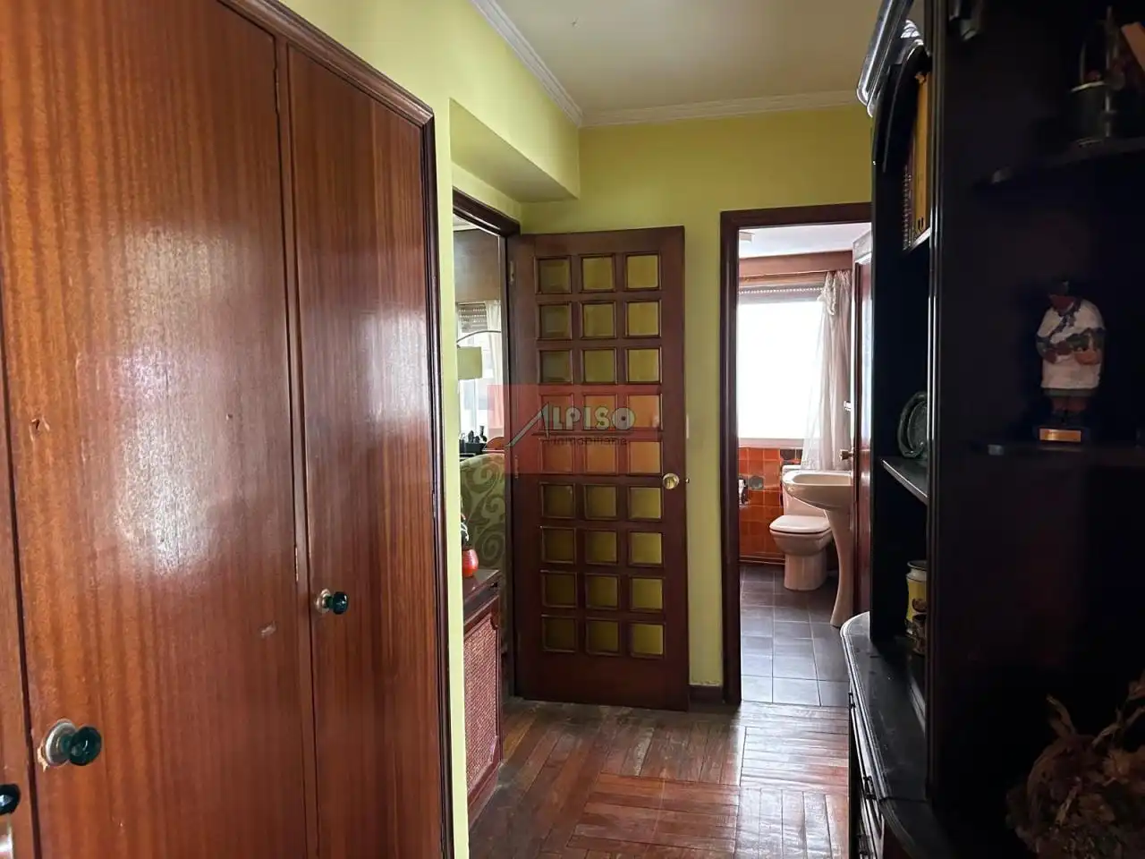 Piso en venta en Ourense Capital  con Calefacción, Parquet y Trastero