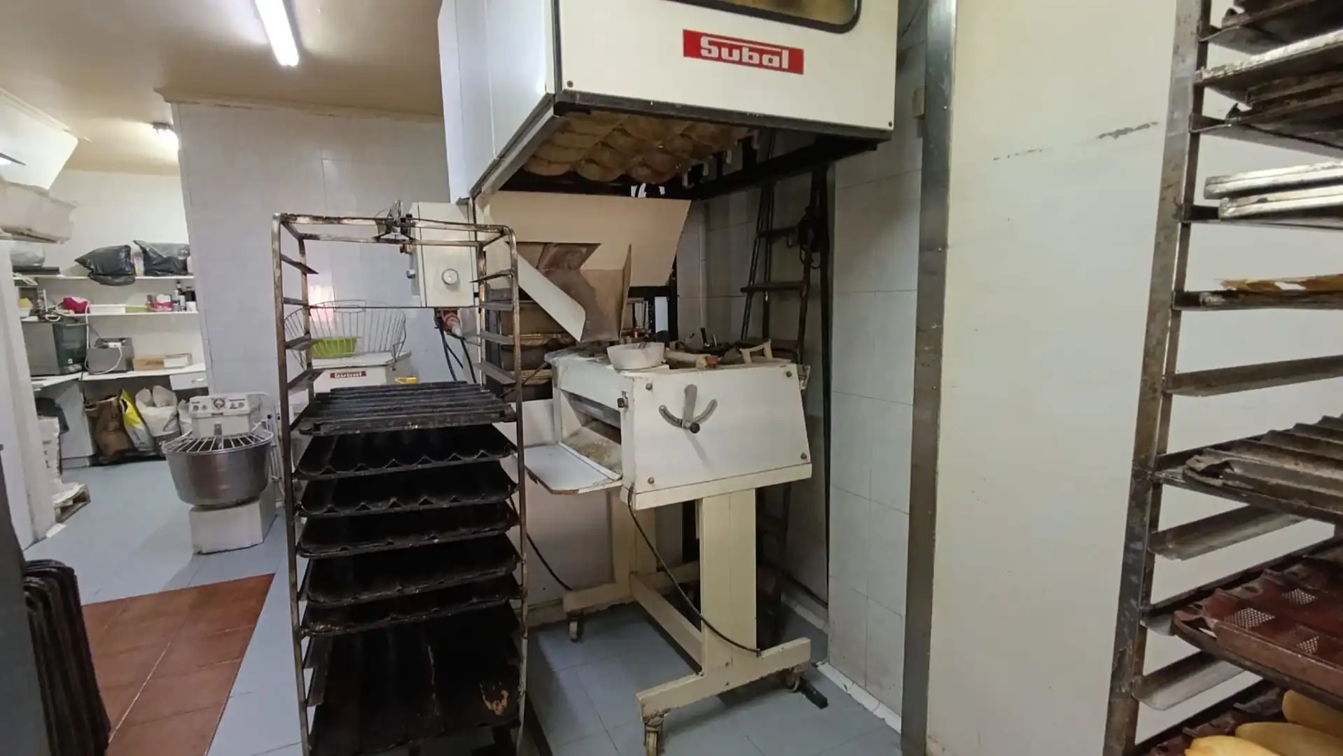 Cocina de Local en venta en Bilbao 
