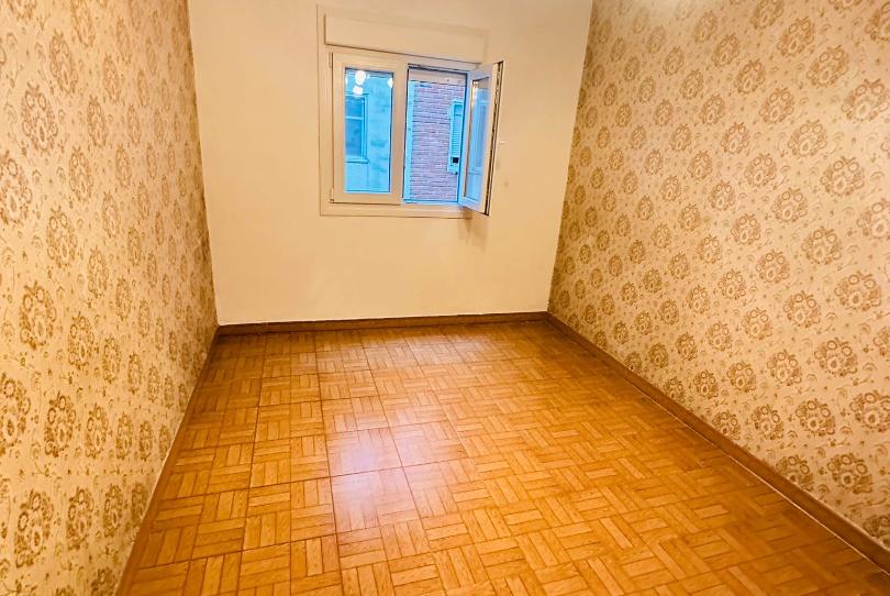 Photo 1 of Flat for sale in Calle Calderón de la Barca, Rondilla, Valladolid