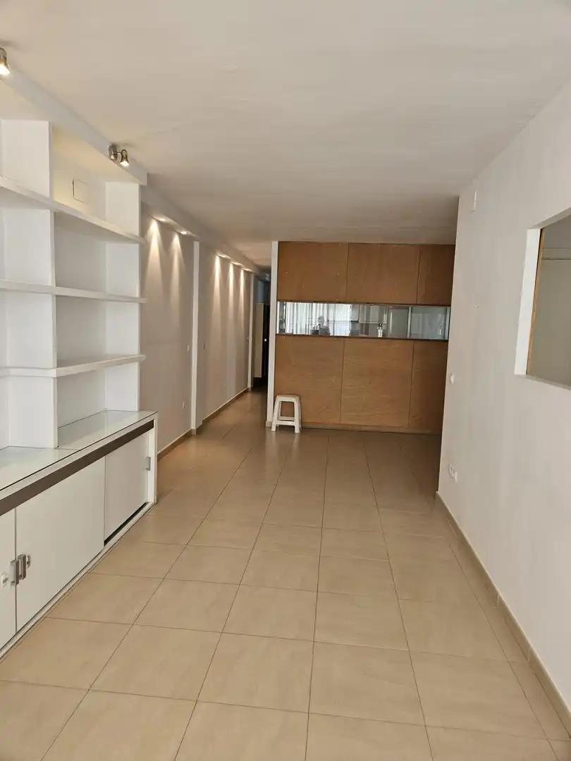 Piso de alquiler en  Sevilla Capital con Aire acondicionado y Balcón