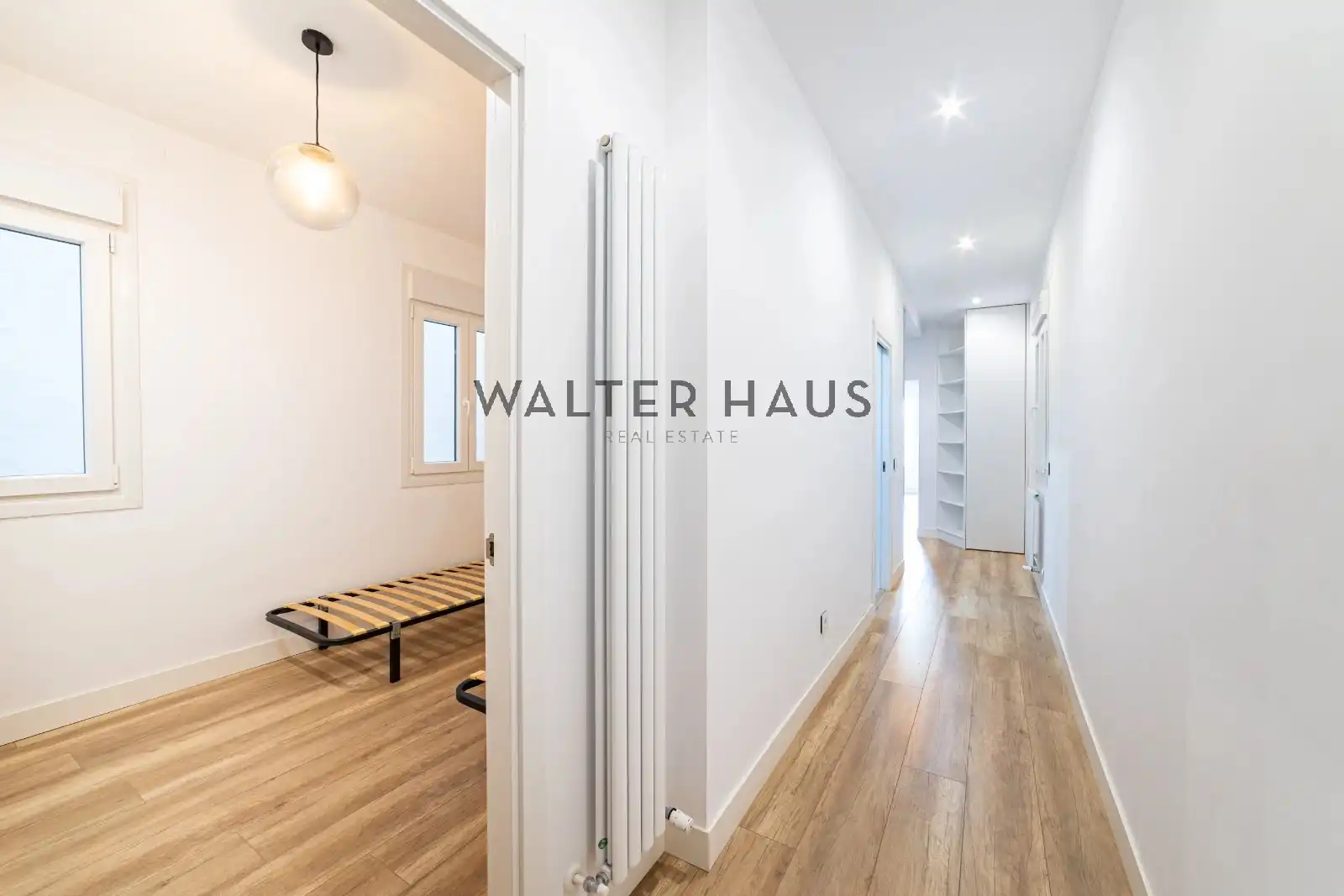 Flat for sale in Madrid  with Air Conditioner, Heating and Furnished
