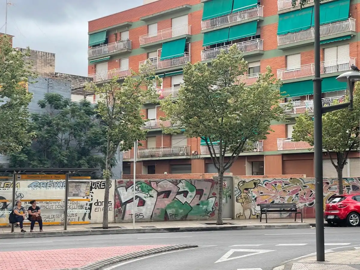 Außenansicht von Gebäude zum Verkauf in Reus