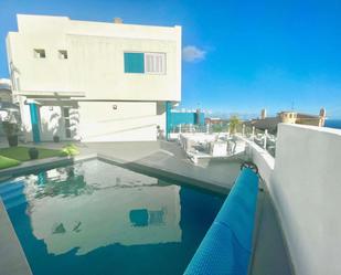 Swimming pool of Apartment to share in El Rosario  with Terrace