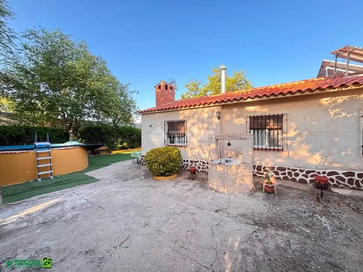 Vista exterior de Finca rústica en venta en Manzanares con Aire acondicionado