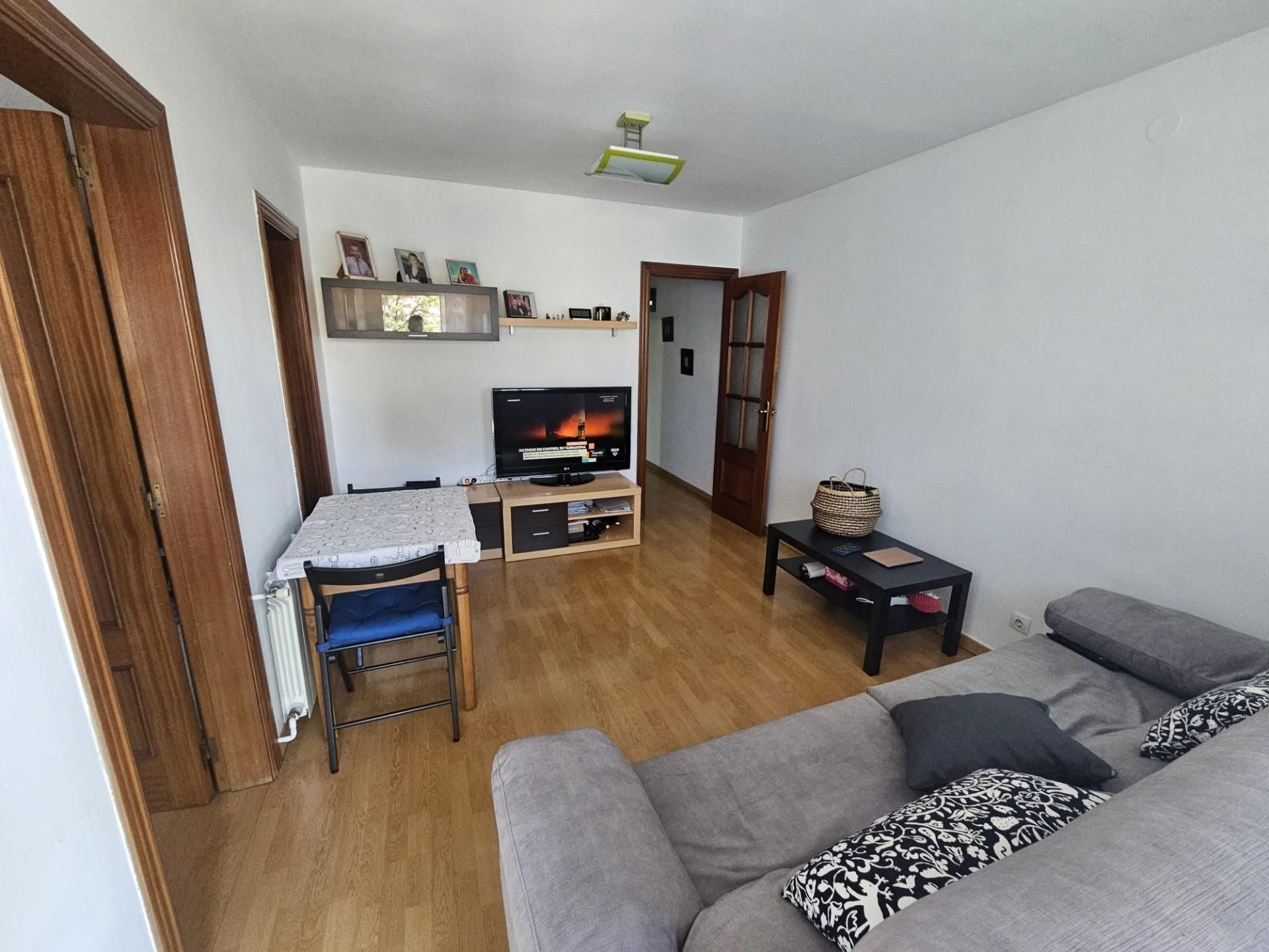 Living room of Flat for sale in Mollet del Vallès  with Air Conditioner, Heating and Parquet flooring