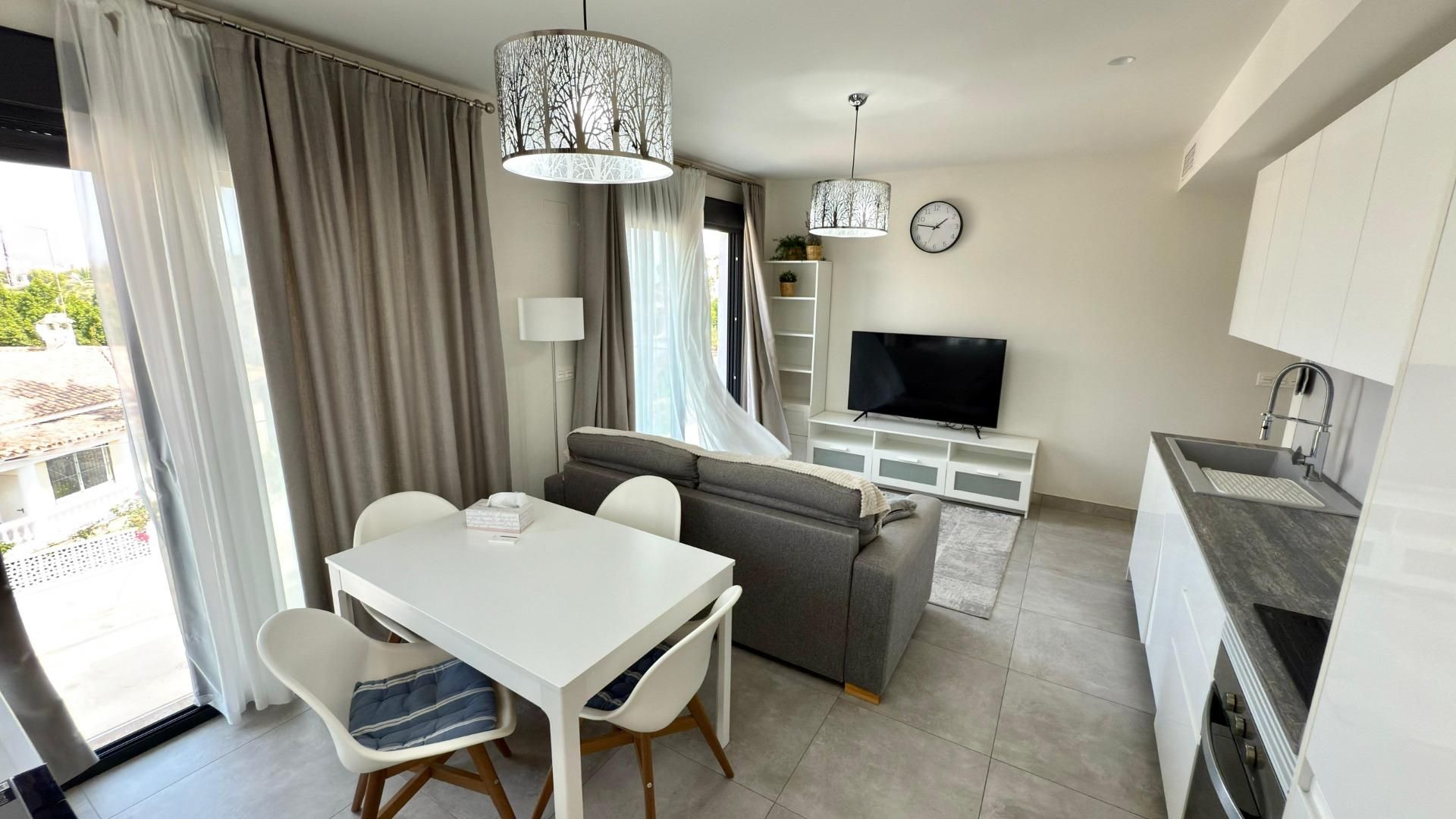 Living room of Flat to rent in Alicante / Alacant  with Air Conditioner, Swimming Pool and Balcony
