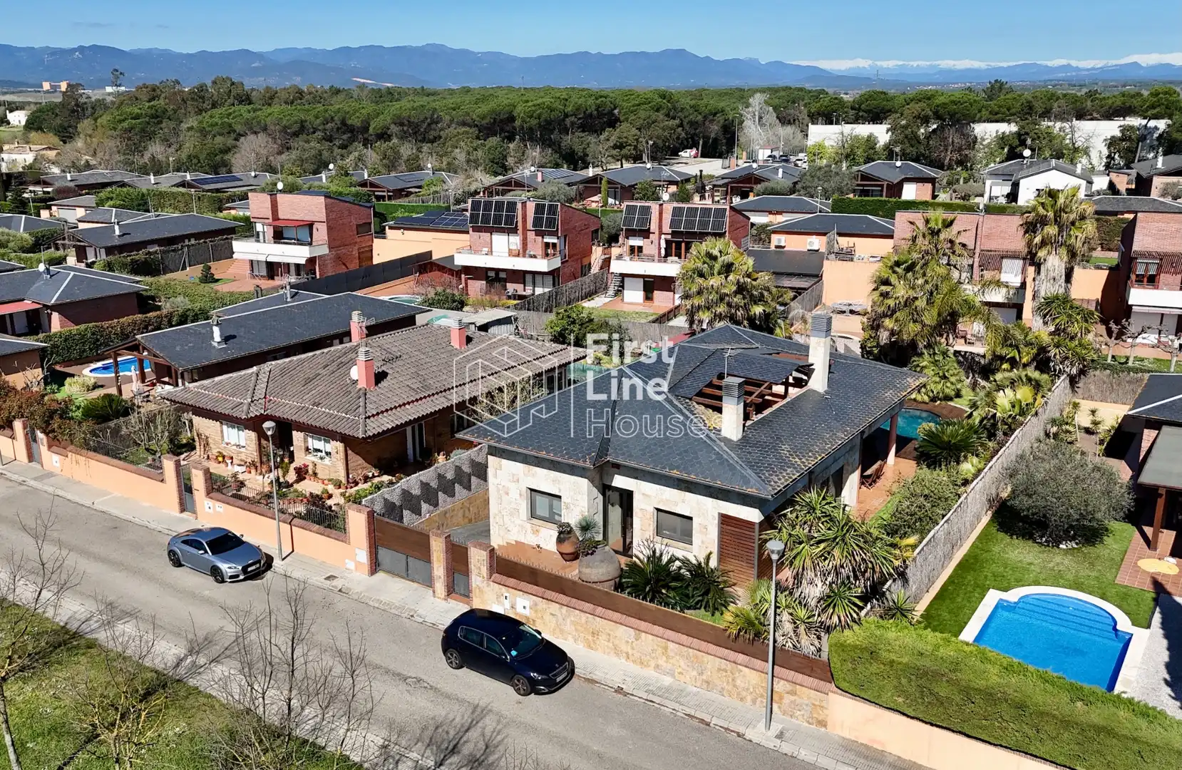Vista exterior de Casa o xalet en venda en Vidreres amb Aire condicionat, Calefacció i Jardí privat