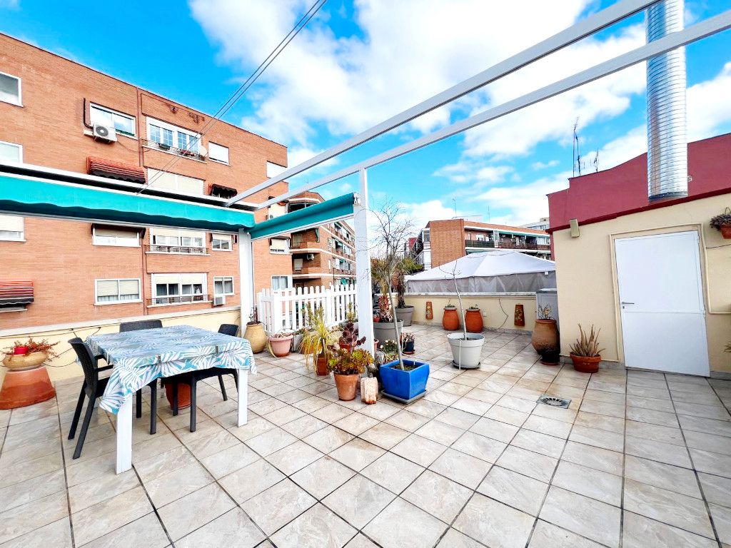 Terrassa de Àtic en venda en Alcalá de Henares amb Aire condicionat, Calefacció i Terrassa