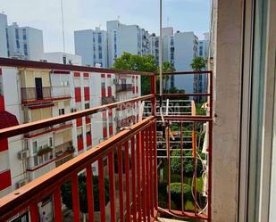 Balcony of Flat for sale in  Sevilla Capital  with Air Conditioner