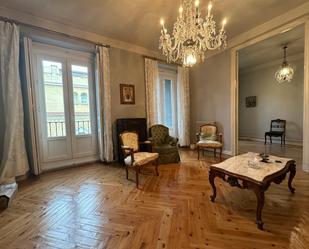 Living room of Apartment for sale in  Madrid Capital
