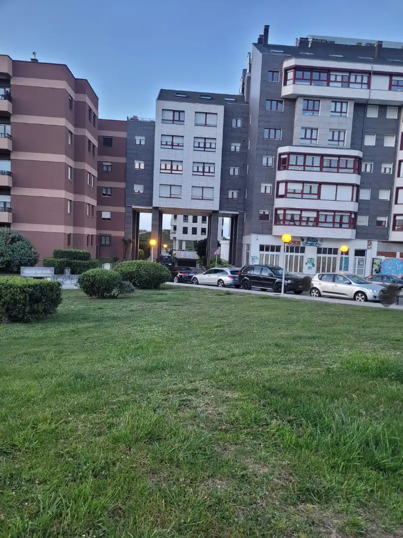 Parking de Garaje en venta en Castrillón