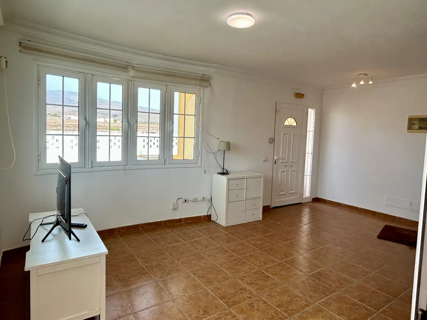 Detached homes for sale in Agüimes  with Air Conditioner, Terrace and Oven