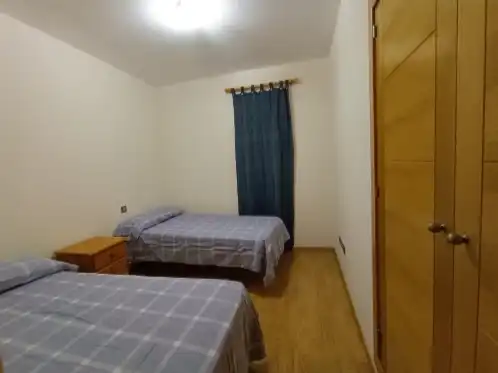 Dormitori de Pis per a compartir en Málaga amb Aire condicionat, Calefacció i Parquet