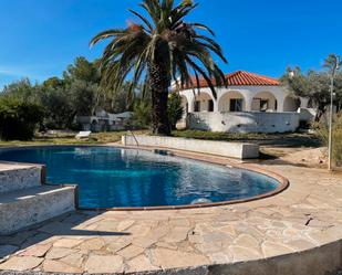 Piscina de Casa o xalet en venda en L'Ampolla amb Jardí privat, Terrassa i Piscina